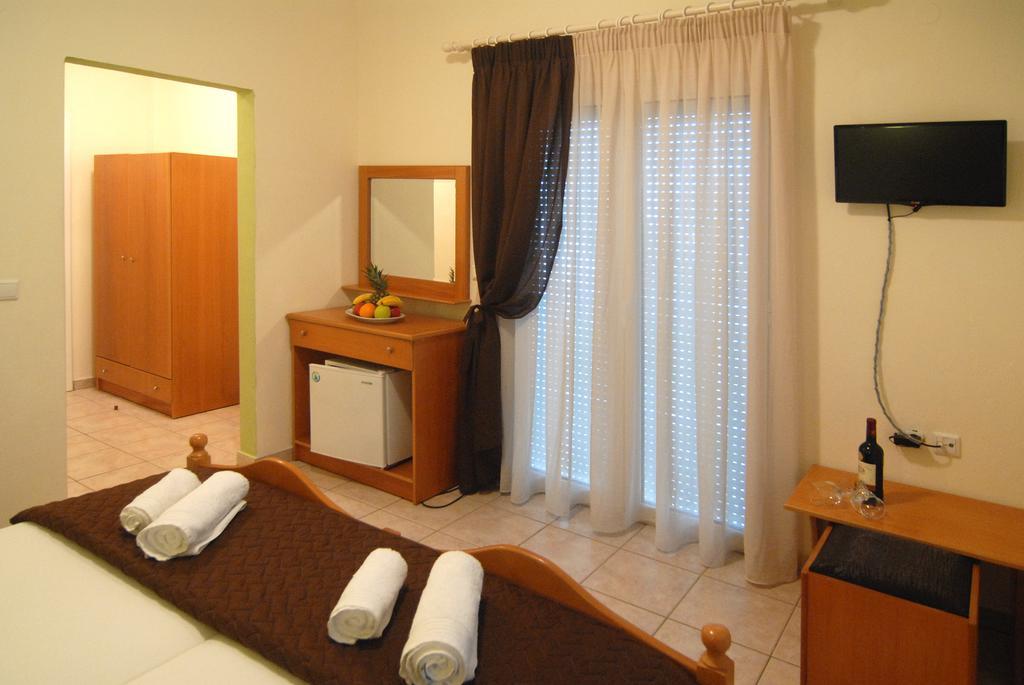 Apollon Hotel Paralía Zimmer foto